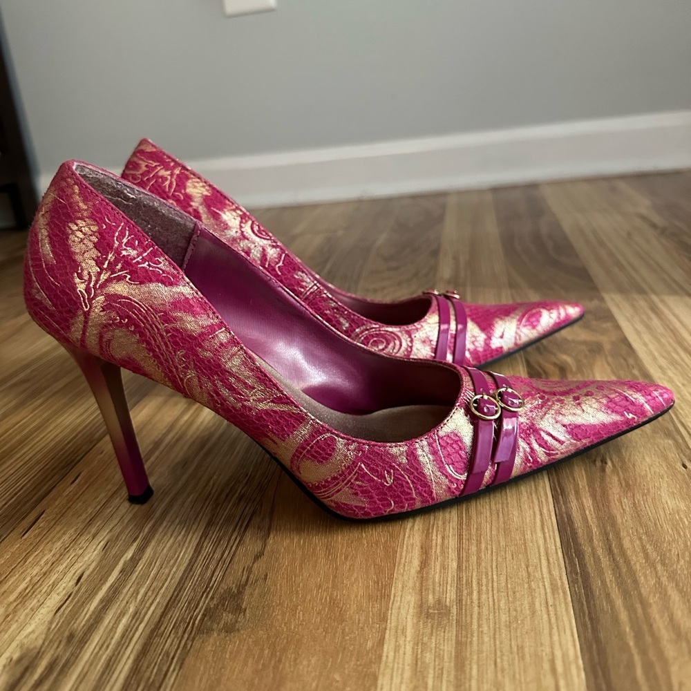 Splash Fashion Footwear Y2K Fuchsia Stiletto High Heels Pointed Size 8.5